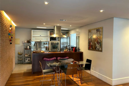Apartamento à venda com 2 quartos, sendo 1 suíte, em Vila Andrade, São Paulo, SP