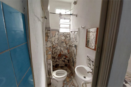 Casa à venda com 14 quartos em Vila Nivi, São Paulo, SP