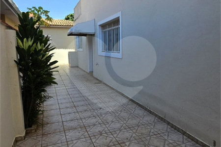 Sobrado à venda com 3 quartos, sendo 2 suítes, em Jardim Rossignatti, Indaiatuba, SP