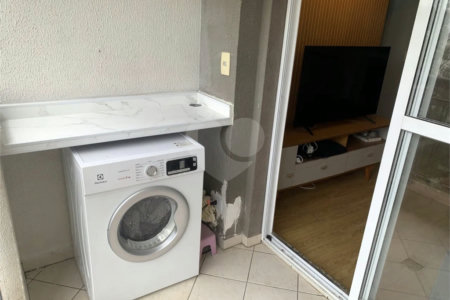 Apartamento à venda com 1 quarto em Parque Reboucas, São Paulo, SP