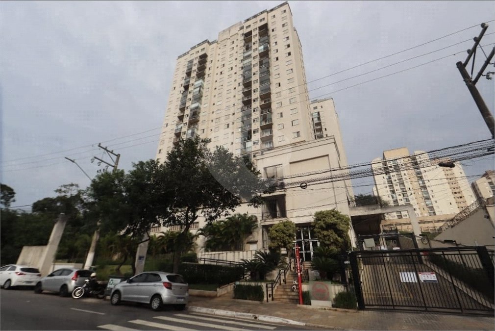 Apartamento à venda ou para alugar com 3 quartos, sendo 1 suíte, em Parque São Lourenço, São Paulo, SP