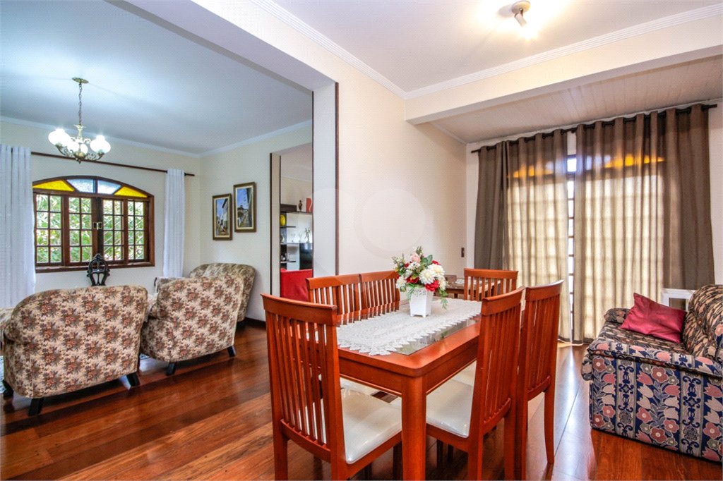 Casa à venda com 6 quartos, sendo 4 suítes, em Vila Anglo Brasileira, São Paulo, SP