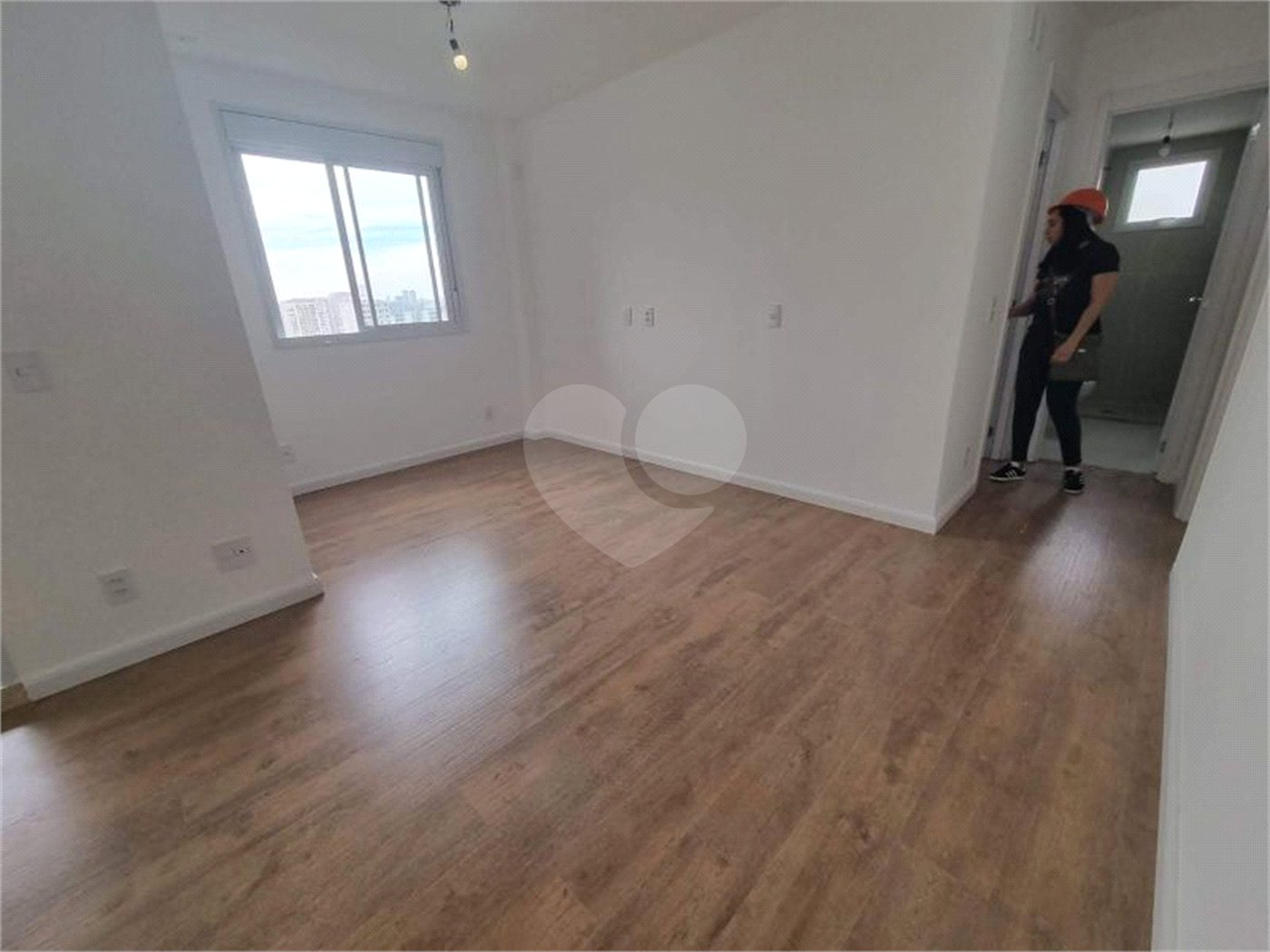 Apartamento à venda com 2 quartos, sendo 1 suíte, em Parque São Jorge, São Paulo, SP