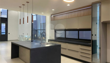 Casa à venda com 3 suítes no condomínio Glarus, Campinas - SP
