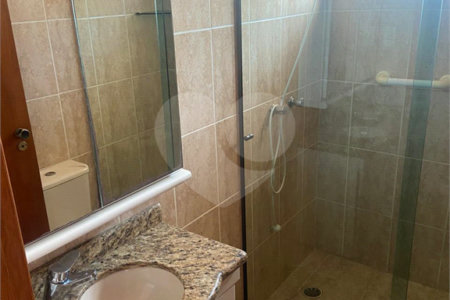 Sobrado à venda com 3 quartos, sendo 1 suíte,  em Jardim Selma Helena, Poá, SP