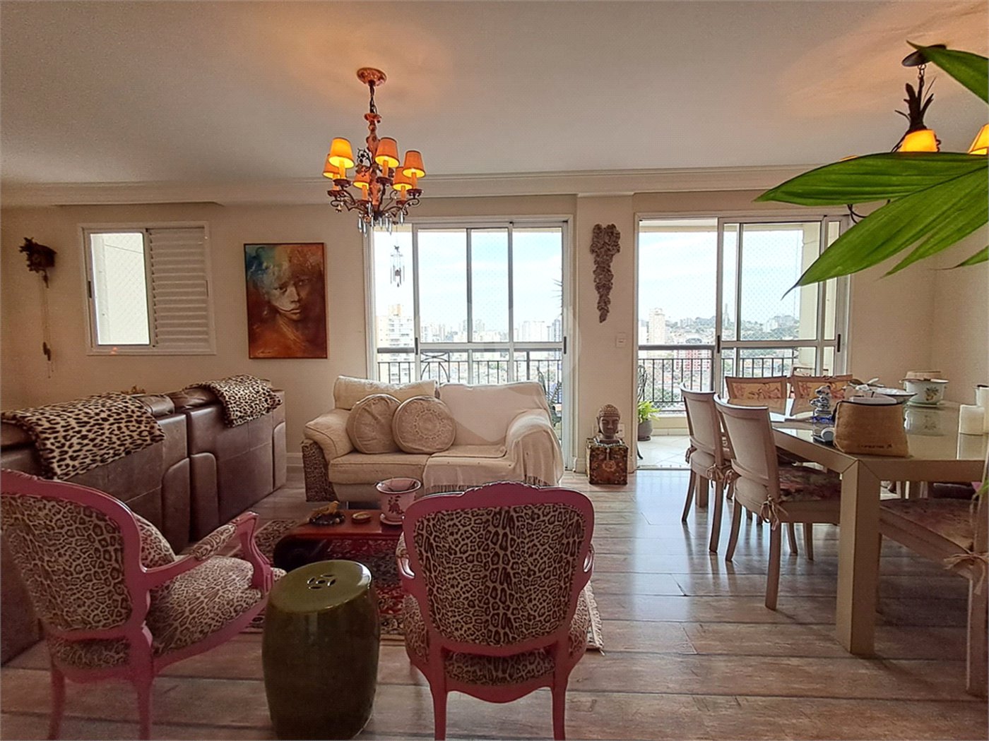 Apartamento à venda com 2 suítes em Vila Romana, São Paulo, SP