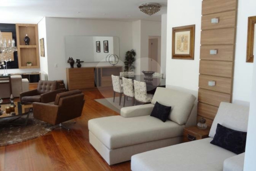 Duplex à venda com 6 suítes no Centro, Campos do Jordão, SP