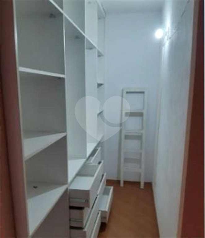 Sobrado à venda com 3 quartos, sendo 1 suíte, em Jaraguá, São Paulo, SP