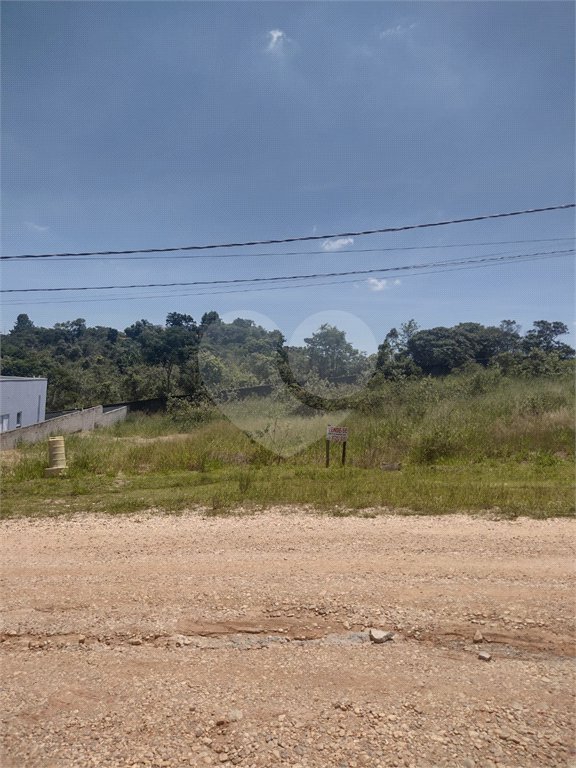Terreno à venda no condomínio Lago Dourado, Jacareí - SP