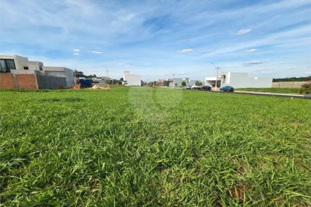Loteamento no Recanto do Sabias á venda