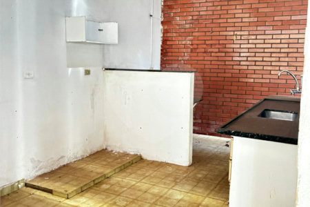 Casa à venda com 2 quartos, sendo 1 suíte, no Centro, Três Lagoas, MS