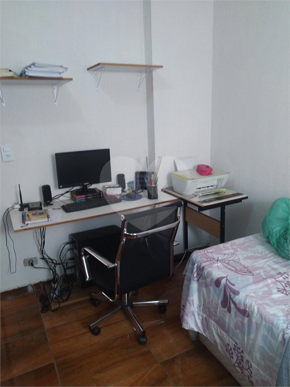 Casa à venda com 4 quartos, sendo 1 suíte, em Vila Pirajussara, São Paulo, SP