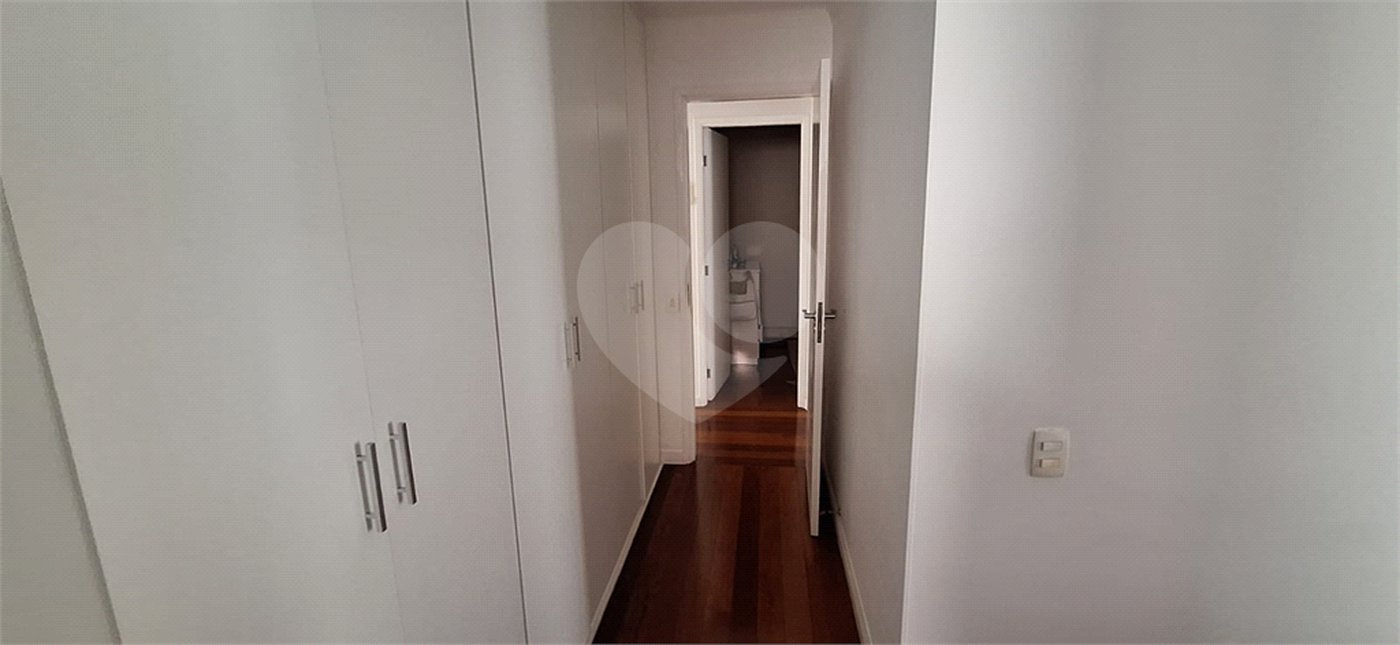 Apartamento à venda com 3 quartos, sendo 1 suíte, em Planalto Paulista, São Paulo, SP