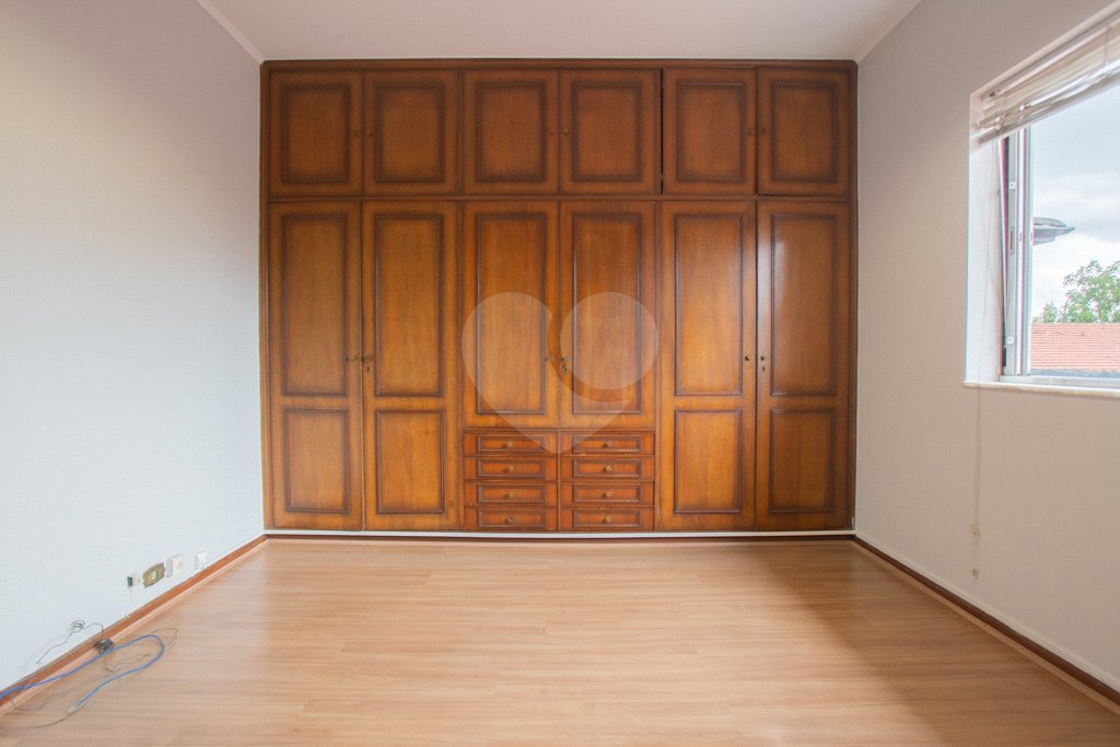 Casa à venda ou para alugar com 3 quartos, sendo 1 suíte,  em Mirandópolis, São Paulo, SP