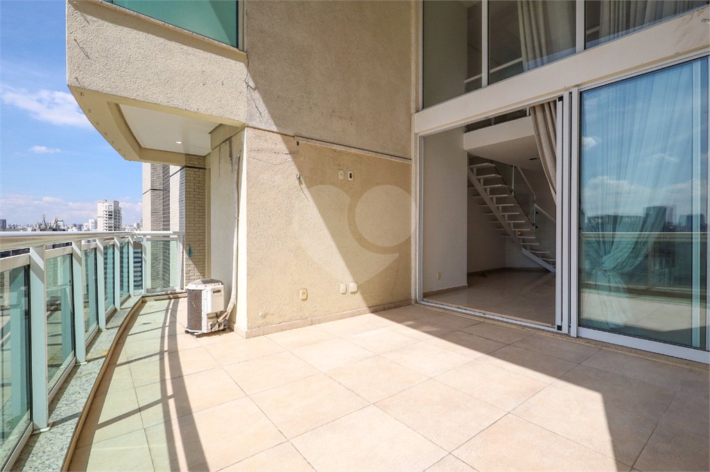 Apartamento à venda com 3 quartos, sendo 2 suítes, em Brooklin, São Paulo, SP