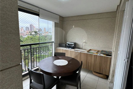 Apartamento à venda com 3 quartos, sendo 1 suíte, em Vila Gilda, Santo André, SP