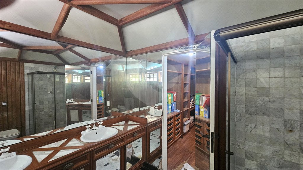 Casa em condomínio à venda com 5 quartos, sendo 3 suítes, em Barra da Tijuca, Rio de Janeiro, RJ