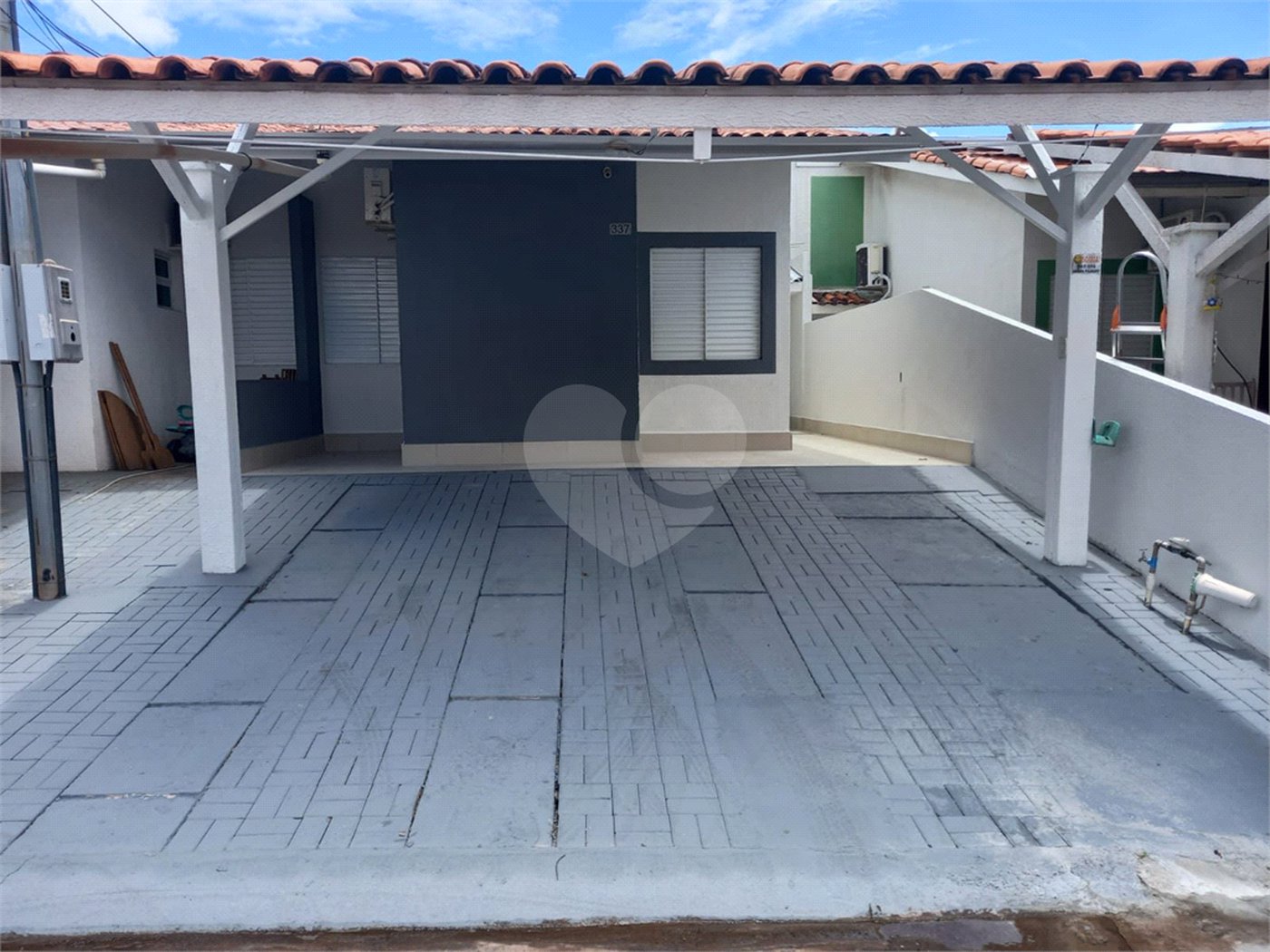 Casa à venda com 3 quartos, sendo 1 suíte, no condomínio Terra Nova, Várzea Grande - MT