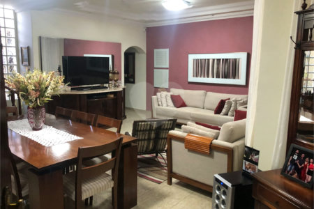 Casa à venda com 3 quartos, sendo 1 suíte,  em Vila Antônio Augusto Luiz, Caçapava, SP