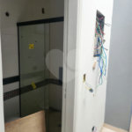 Casa à venda com 3 quartos, sendo 2 suítes, no condomínio Sollares, Araraquara - SP