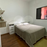 Casa à venda com 3 quartos, sendo 2 suítes, no condomínio Residencial Jardim Altos de Suzano, Suzano - SP