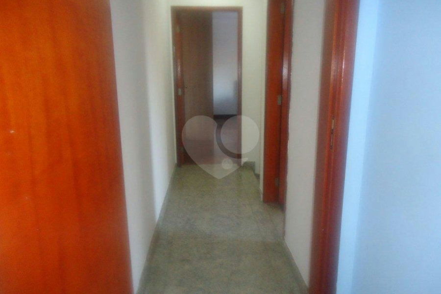 Casa à venda com 3 suítes em Vila Gustavo, São Paulo, SP