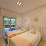 Apartamento à venda com 3 quartos, sendo 1 suíte, em Riviera de São Lourenço, Bertioga, SP
