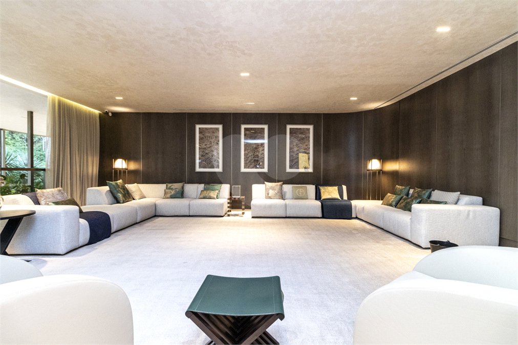 Apartamento à venda com 4 suítes em Jardim Guedala, São Paulo, SP