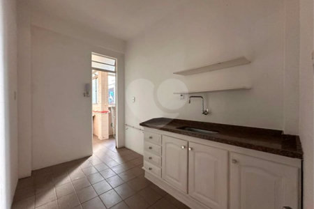 Apartamento à venda com 1 quarto em Cerqueira César, São Paulo, SP