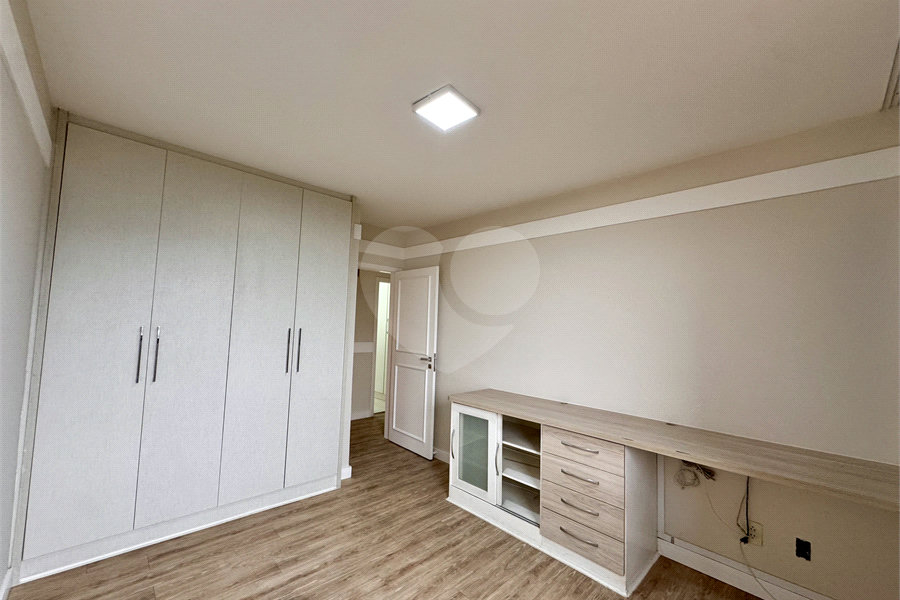 Apartamento à venda com 4 quartos, sendo 1 suíte,  em Horto Florestal, São Paulo, SP
