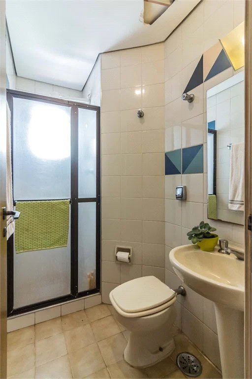 Apartamento à venda com 2 quartos, sendo 1 suíte, em Vila Madalena, São Paulo, SP