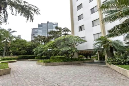 Apartamento à venda com 3 quartos, sendo 1 suíte, em Perdizes, São Paulo, SP