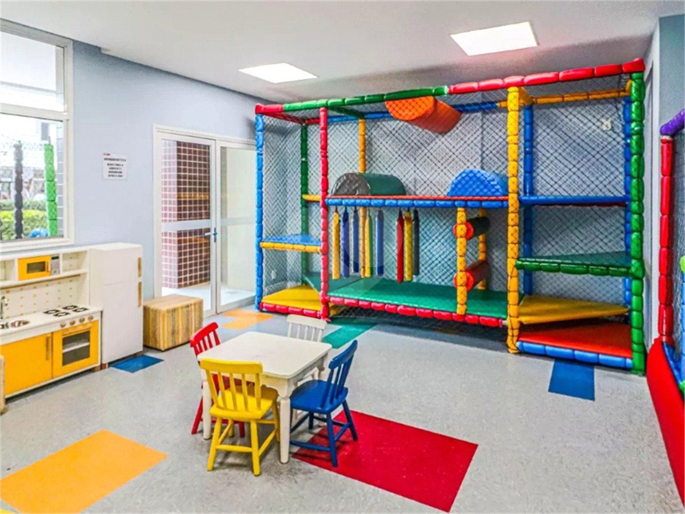 Apartamento à venda com 4 quartos, sendo 1 suíte, em Vila Polopoli, São Paulo, SP