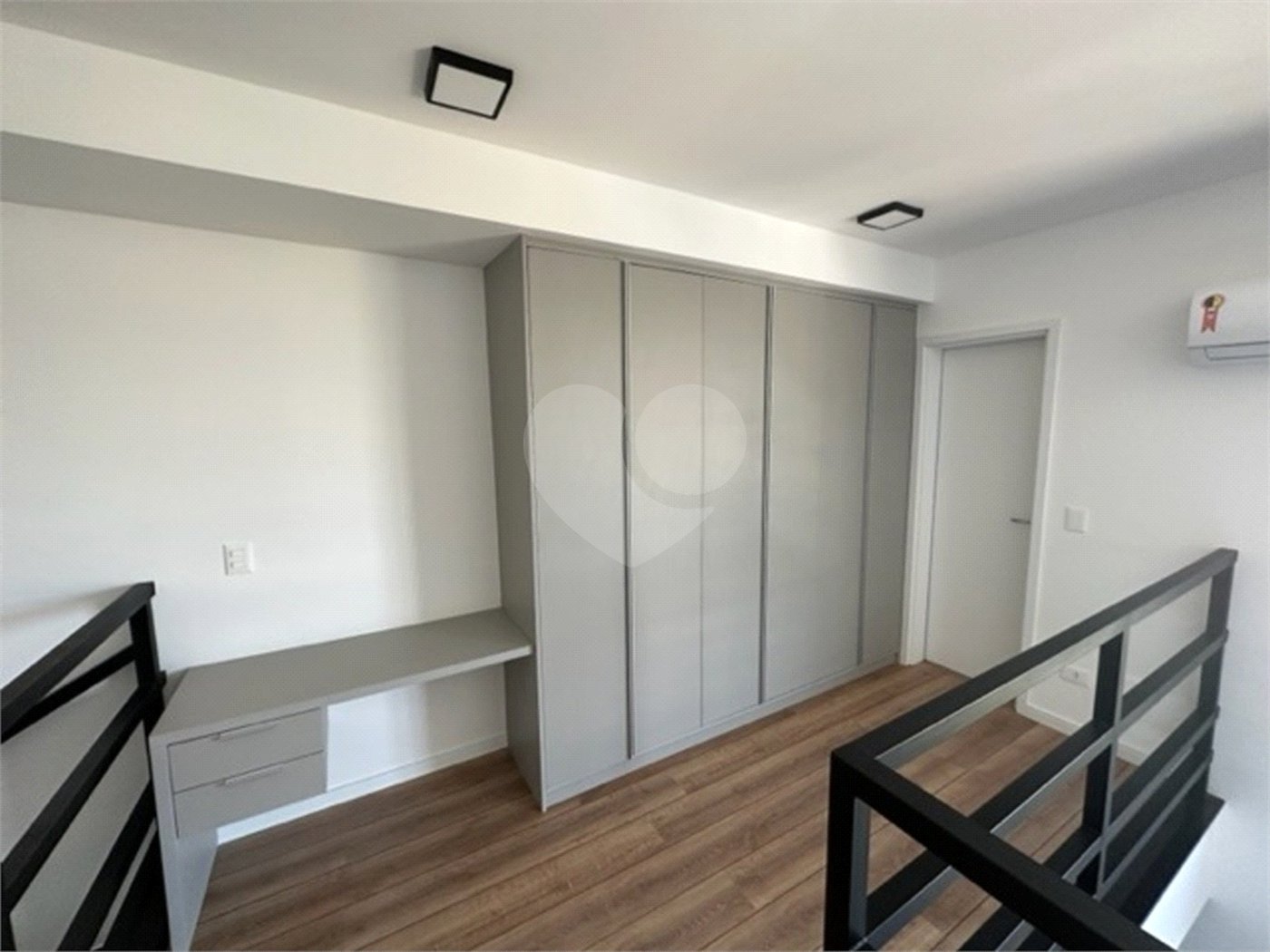 Apartamento à venda com 1 suíte em Parque Residencial Aquarius, São José dos Campos, SP