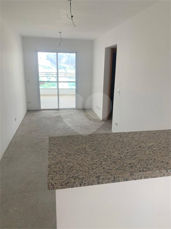 Apartamento à venda com 2 quartos, sendo 1 suíte, em Vila Galvão, Guarulhos, SP