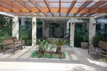 Apartamento à venda com 3 quartos, sendo 1 suíte,  em Jardim Vazani, São Paulo, SP
