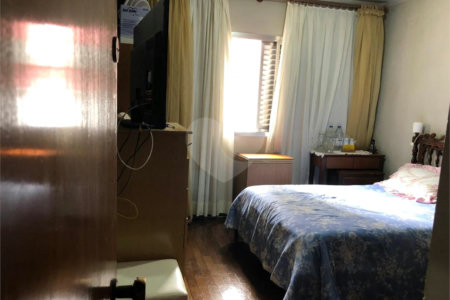 Sobrado à venda ou para alugar com 4 quartos, sendo 1 suíte, em Brooklin Paulista, São Paulo, SP