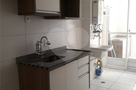 Apartamento à venda ou para alugar com 2 quartos, sendo 1 suíte, em Jardim Carambeí, São Roque, SP
