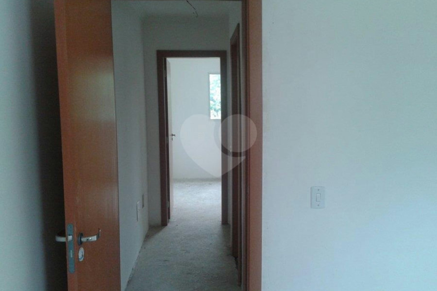 Casa à venda com 2 quartos no condomínio Villaggio Dona Regina, São Paulo - SP