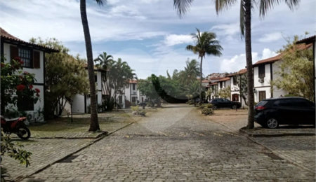 Casa em condomínio à venda com 2 quartos em Geribá, Armação dos Búzios, RJ