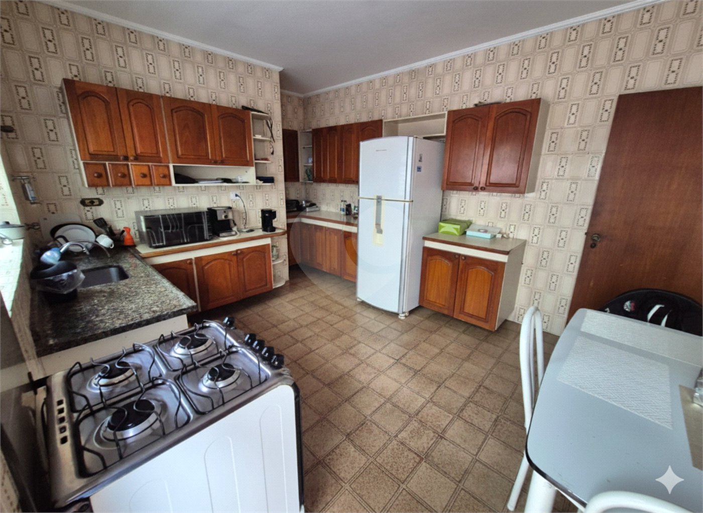 Sobrado à venda com 3 quartos, sendo 1 suíte, em Vila São Francisco, São Paulo, SP