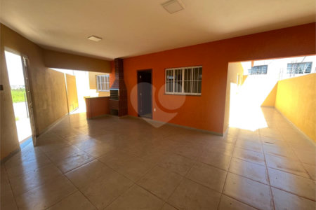 Casa à venda com 3 quartos, sendo 1 suíte, em Jardim Santa Inêz, Itapetininga, SP
