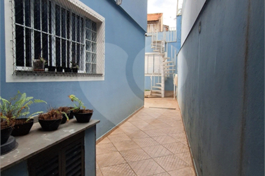 Sobrado à venda com 4 quartos, sendo 1 suíte, em Tremembé, São Paulo, SP