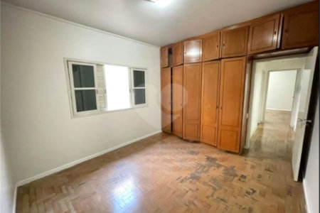 Casa à venda com 2 quartos em Itaim Paulista, São Paulo, SP