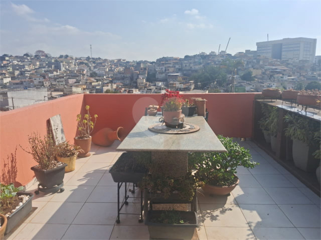 Sobrado à venda com 4 suítes em Vila Portuguesa, São Paulo, SP