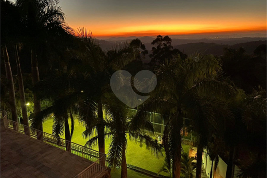 Casa à venda com 6 suítes no condomínio Sausalito, Mairiporã - SP