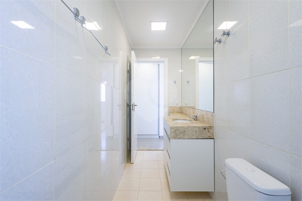 Apartamento à venda com 4 quartos, sendo 2 suítes,  em Indianópolis, São Paulo, SP