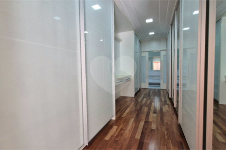Casa à venda com 5 suítes no condomínio Lago Azul 1, Araçoiaba da Serra - SP