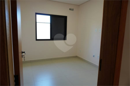 Casa à venda com 3 quartos, sendo 1 suíte, em Jardim Novo São Pedro, Salto, SP