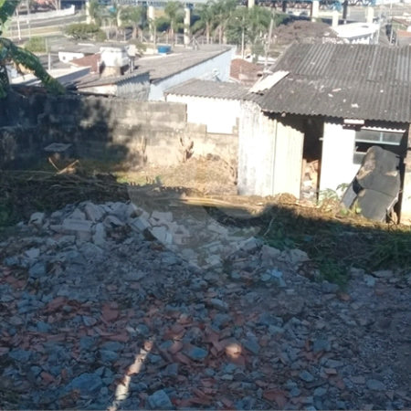 Terreno à venda em Vila Bernadotti, Mogi das Cruzes, SP